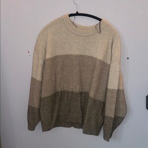 H&M Men's Cream and Brown Crewneck Sweater